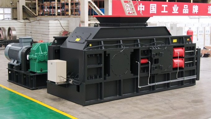 液壓對(duì)輥破碎機(jī)簡(jiǎn)介圖